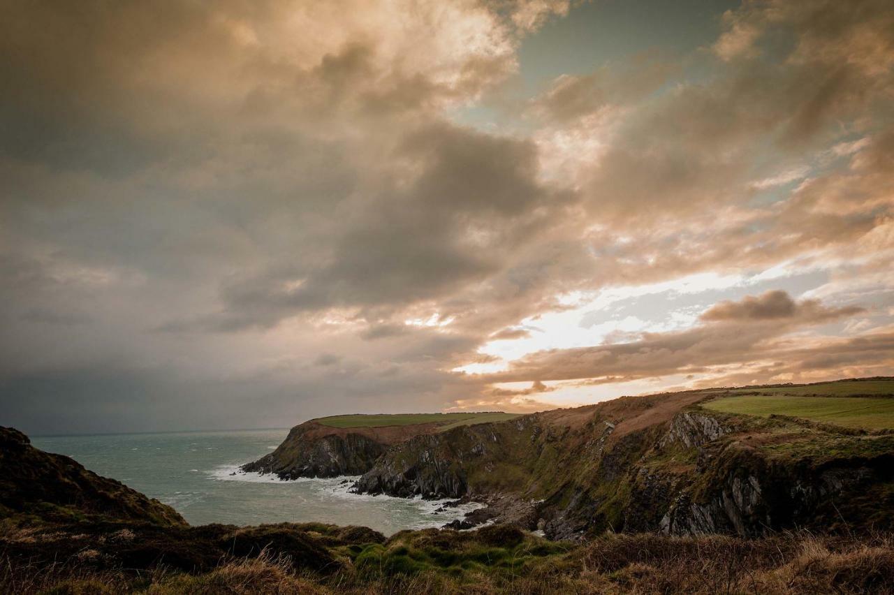 The Wild Atlantic Hideaway Clonakilty Exterior foto